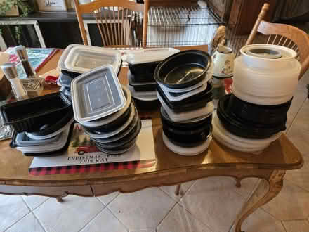 Photo of free Clean plastic containers with lids (21770 Monrovia) #1