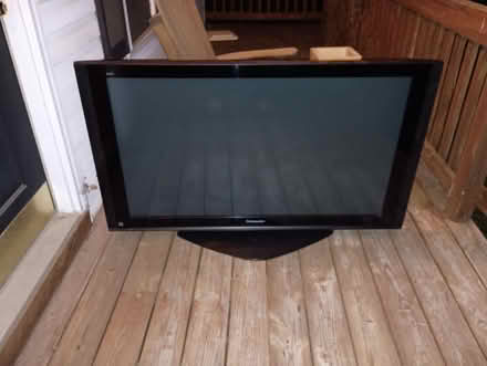 Photo of free 50 inch panasonic tv (Mechanicsville) #1