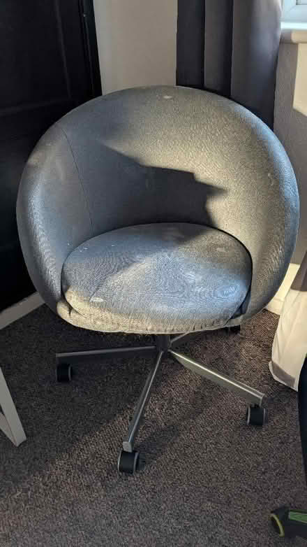 Photo of free Grey desk chair (Pelsall WS3) #1