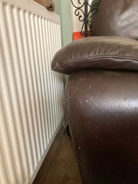 Photo of free Leather recliner sofa (Buxton Derbyshire) #4