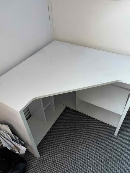 Photo of free Corner Desk (Kilburn DE56) #2