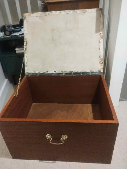 Photo of free Upholstered storage box (Sydenham SE26) #2