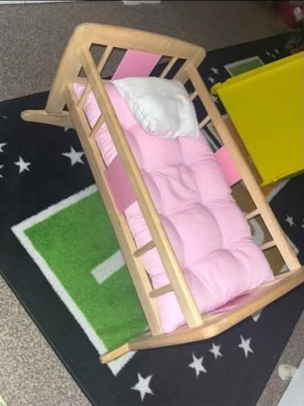 Photo of free Dolls rocking bed (Pilrig EH7) #1