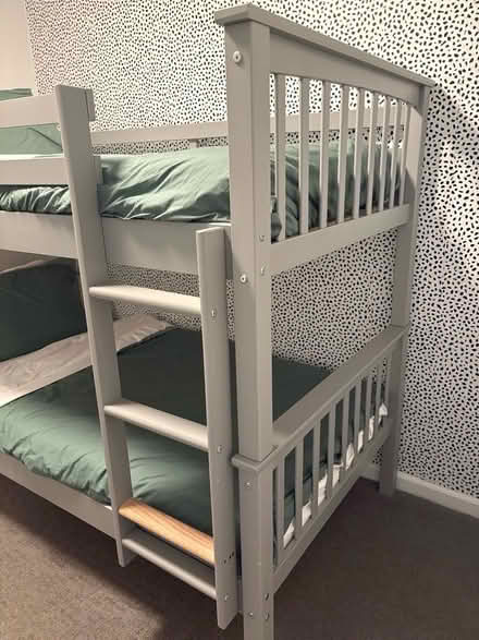 Photo of free Bunk bed with mattress (West of 67th and I35) #3