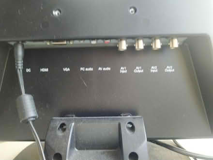 Photo of free Small Screen/monitor (Bedfordshire, Herts,N.London) #2