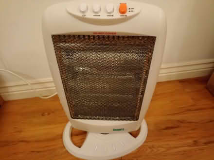 Photo of free Halogen heater (LU7 Leighton Buzzard) #1