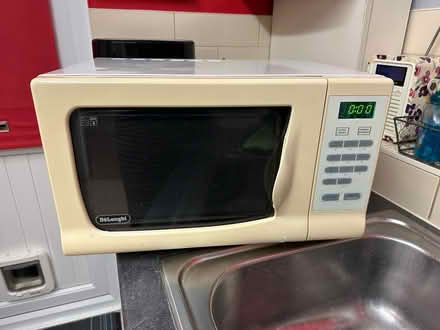 Photo of free Microwave oven (Selsdon) #1