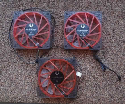 Photo of free 3 Bitfenix 120mm fans with LEDs, working fine (Woodlands TW7) #2