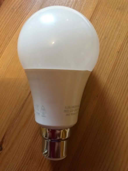 Photo of free Dusk to dawn bulb (Chatham ME4) #1