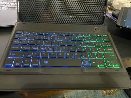 Photo of free Bluetooth keyboard for tablet (Woodmancote GL11) #1