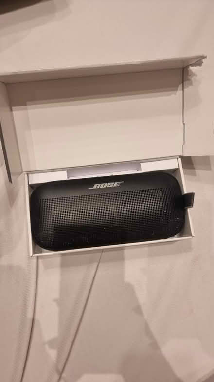 Photo of free Bose Sound link Flex (SE18) #1