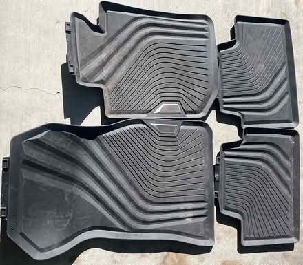 Photo of free BMW 330i 2021 Floor mat set (San Antonio x El Camino) #1