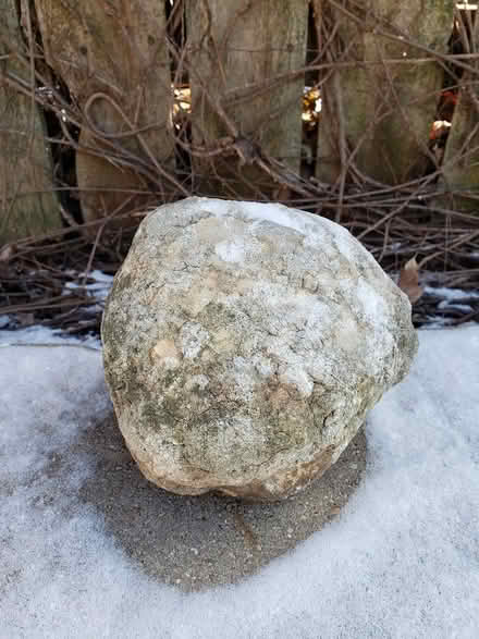 Photo of free Geode (eastside Geneva) #1