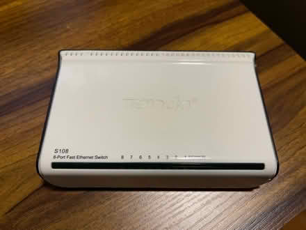 Photo of free 8-Port Fast Ethernet Switch (Hartsdale) #1