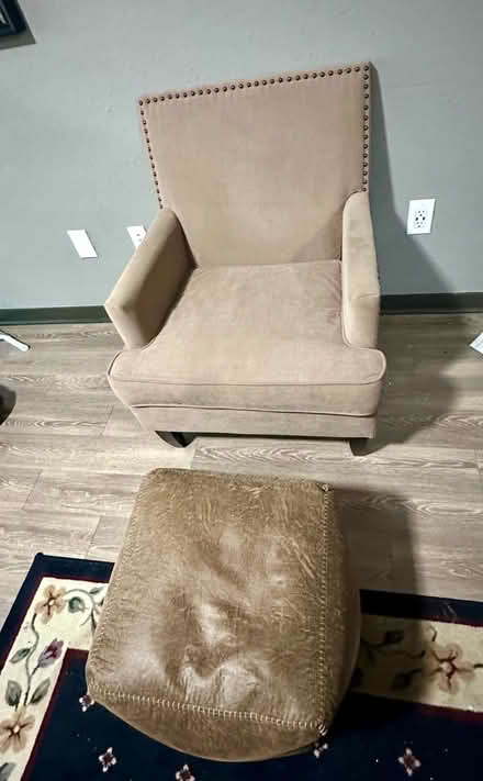 Photo of free Chair & Footrest (Springs @ Newnan) #2