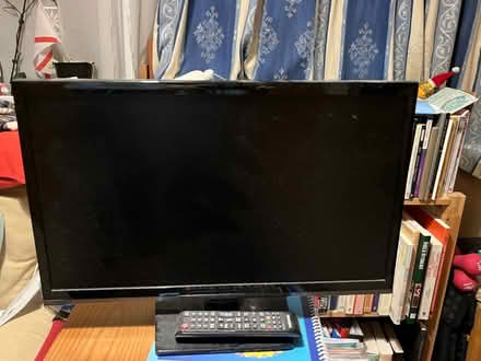 Photo of free 22” Samsung TV (Hempstead Valley ME7) #1