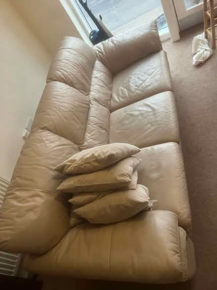 Photo of free Sofa (HA3) #2