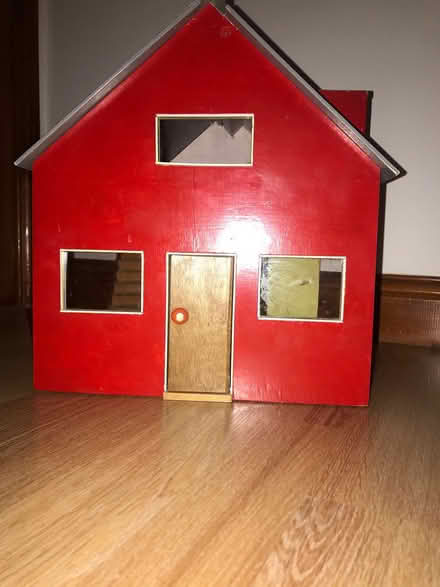 Photo of free Dolls house (Wells BA5) #4