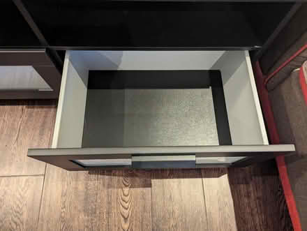 Photo of free TV stand with 2 drawers (Wapping E1W) #3