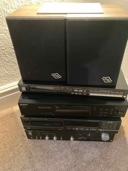 Photo of free Hi- fi set (Kendal LA9) #1