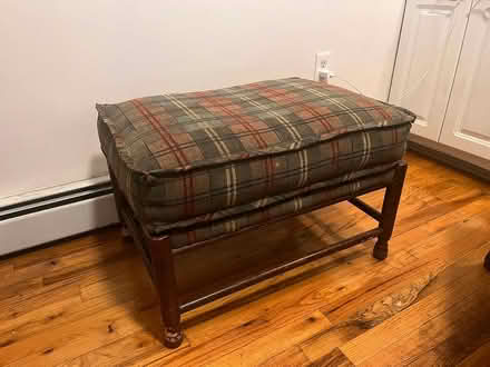 Photo of free Plaid Arm Chair and Ottoman set (Downtown Jersey City) #4