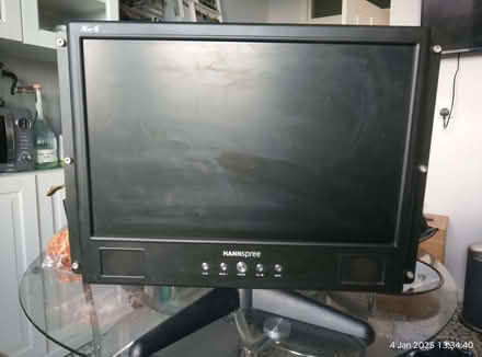 Photo of free Hannspree 19" LCD monitor (Tollcross G32) #1