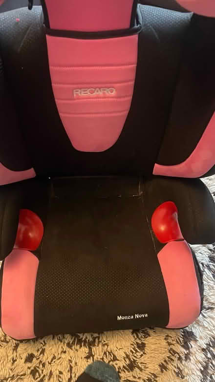 Photo of free Child’s Car Seat (Brentwood, CM13) #2