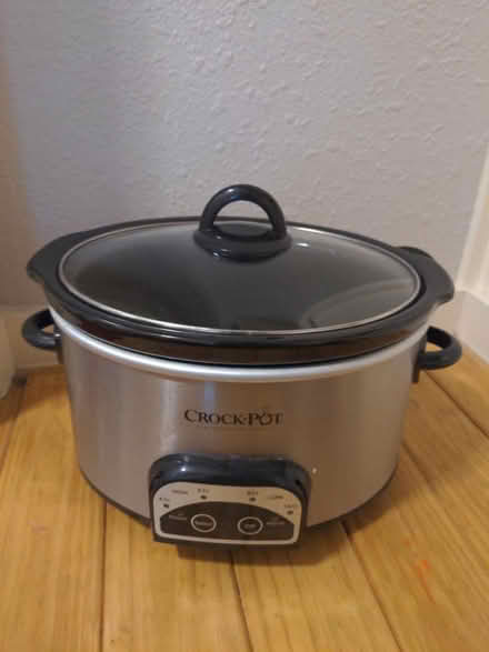 Photo of free Crockpot (Heating Pan Needs Fixing) (Spring Branch West) #1