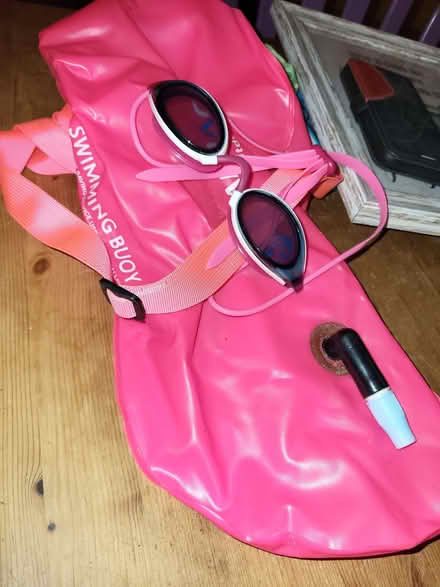 Photo of free Goggles and float (CT11) #1