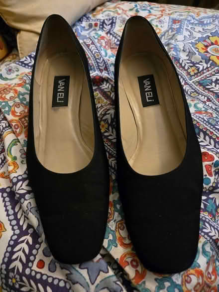 Photo of free Women's shoes size 10 (Uphams Corner dorchester) #1