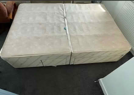 Photo of free Bed based (Sloy St(G22)) #1