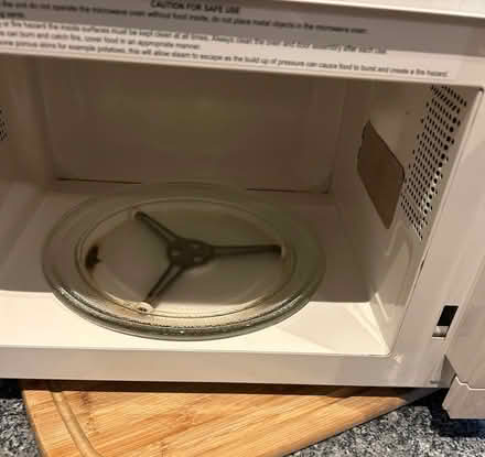 Photo of free Microwave (Waterlooville PO7) #2