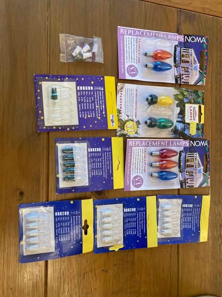 Photo of free Christmas lights spare bulbs: various (Hale End E4) #1