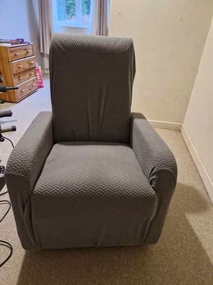 Photo of free Arm chair (NR29) #1