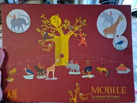 Photo of free Baby hanging mobile - safari (Sherwood TN2) #1