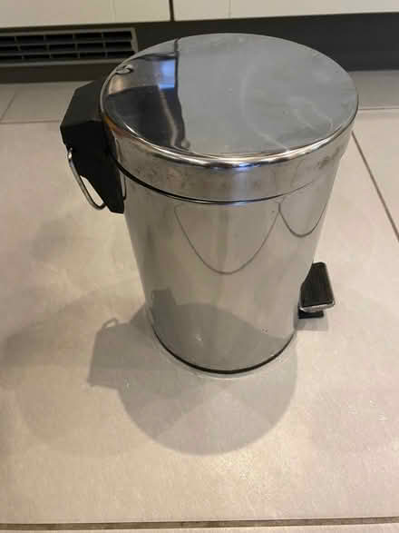 Photo of free Pedal bin (Craiglockhart EH14) #1