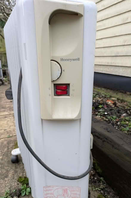 Photo of free Electric Radiator (Henleaze BS9) #2