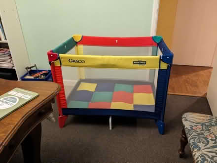 Photo of free Graco Pack and Play (Leighton Buzzard LU7) #1