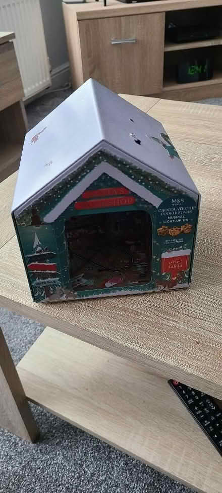 Photo of free Xmas music box (Here comes Santa) (Eastham CH62) #1