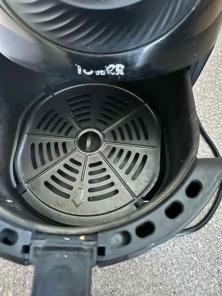 Photo of free Air fryer (Caerphilly town center CF83) #3