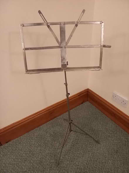 Photo of free Music stand (Belper DE56) #1