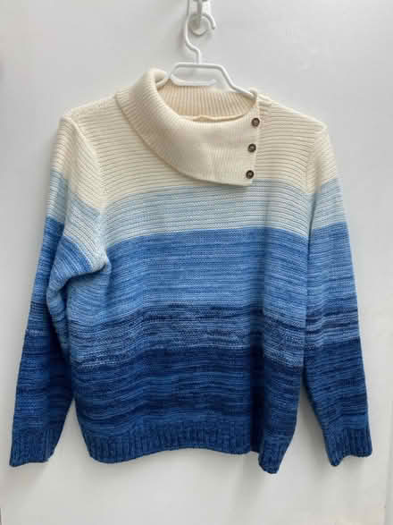 Photo of free Turtle neck sweater (M) (Bloor/ The West Mall) #1