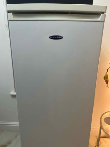 Photo of free 5ft fridge (Covent Garden, WC2H) #3