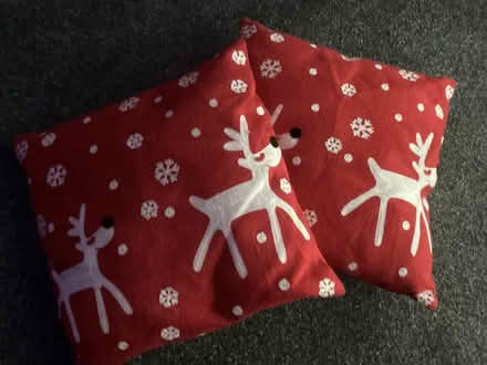 Photo of free 2 x Red Xmas Cushions (Eastwood, SS9) #1