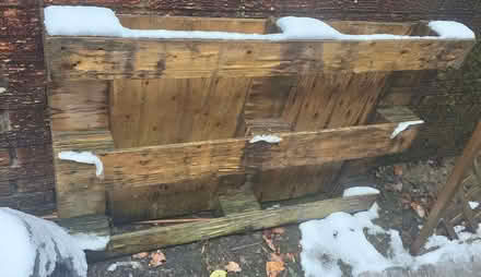 Photo of free Wooden Pallet (Pontfaen LL14) #1