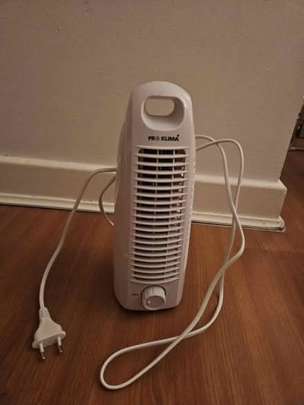 Photo of free Mini fan, desk fan (Clapton E5) #1