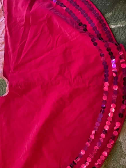 Photo of free Christmas Tree Skirt (Capitol Hill, Lincoln Park) #1