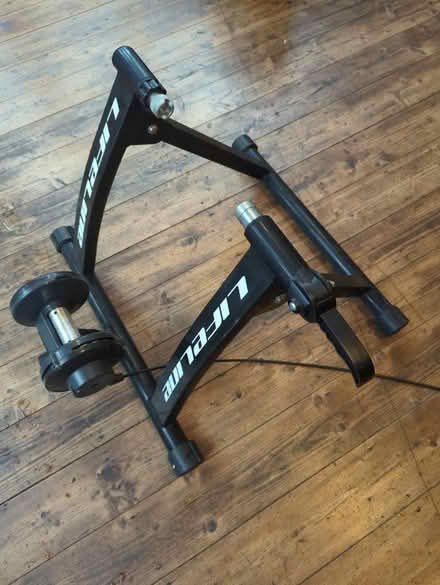 Photo of free Bike turbo trainer (DE23) #2