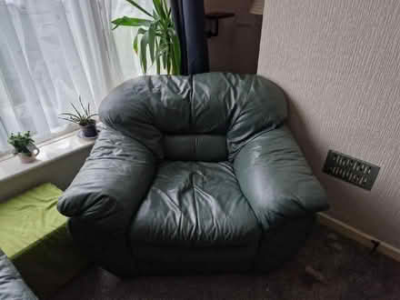 Photo of free 2x 2seater settee and 1x green leather chair (Billesley B13) #1