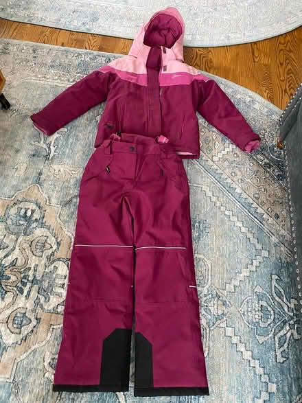 Photo of free Kids’ Size 10 snow suit (Erin Mills and Britannia) #1